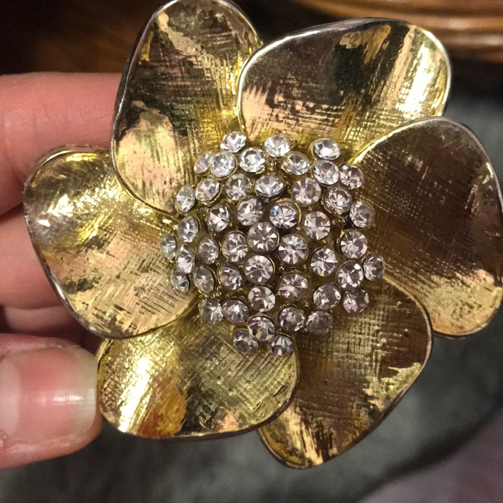 Gold floral bracelet